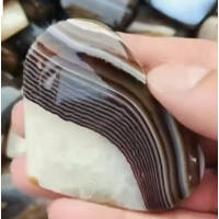 Large Gemstone Heart - Yellow Banded Agate (2 x 3 inch) Large Gemstone Heart - Yellow Banded Agate (2 x 3 inch)