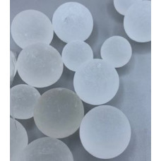 Gemstone Spheres in assorted sizes - 1 kg size - Selenite