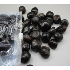 Irregular Shape Tumbled Stone - Garnet - 1 kg pack 