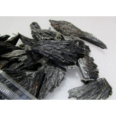 Natural Shards - Black Kyanite Raw Stone slab - 1 kg pack